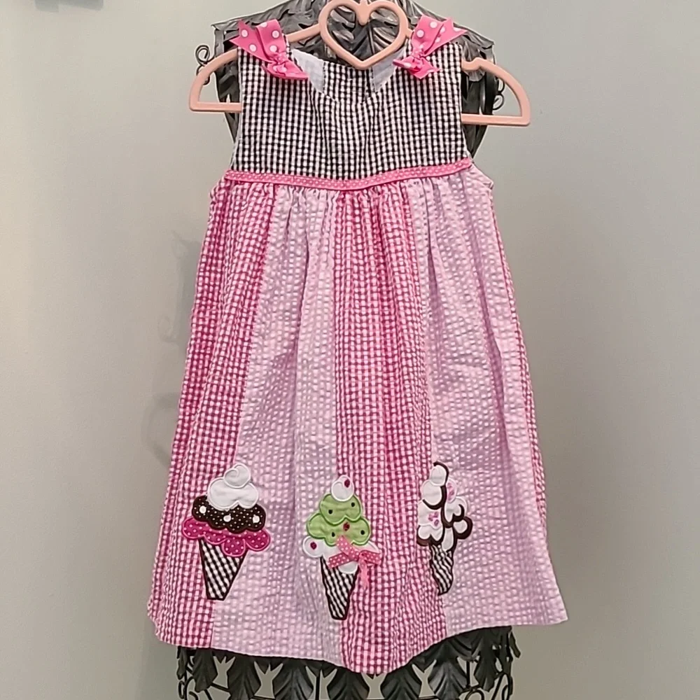 Summer dress - Picture 1 of 2